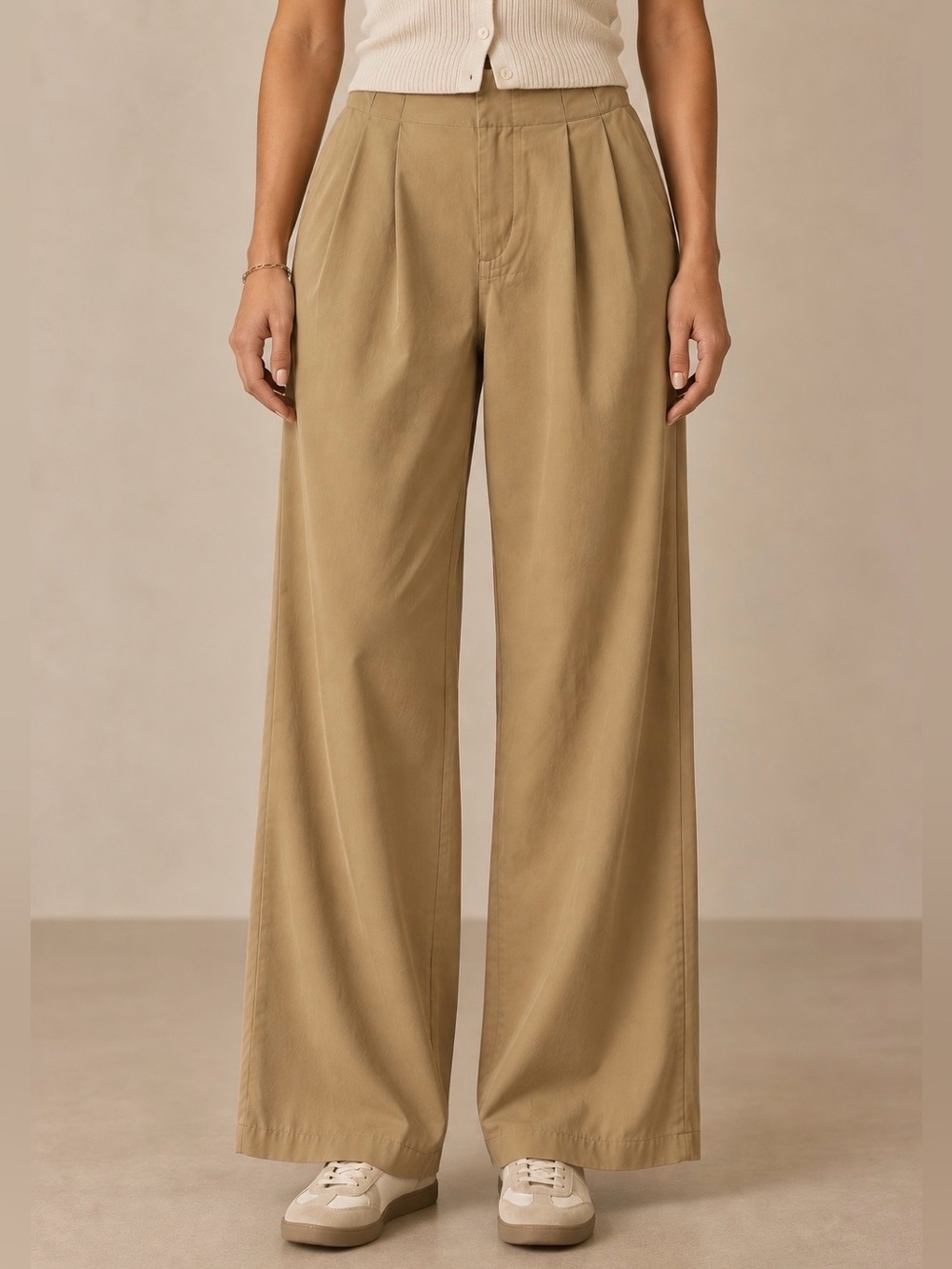 Elodie Pleated Wide Leg Pants - Size Small